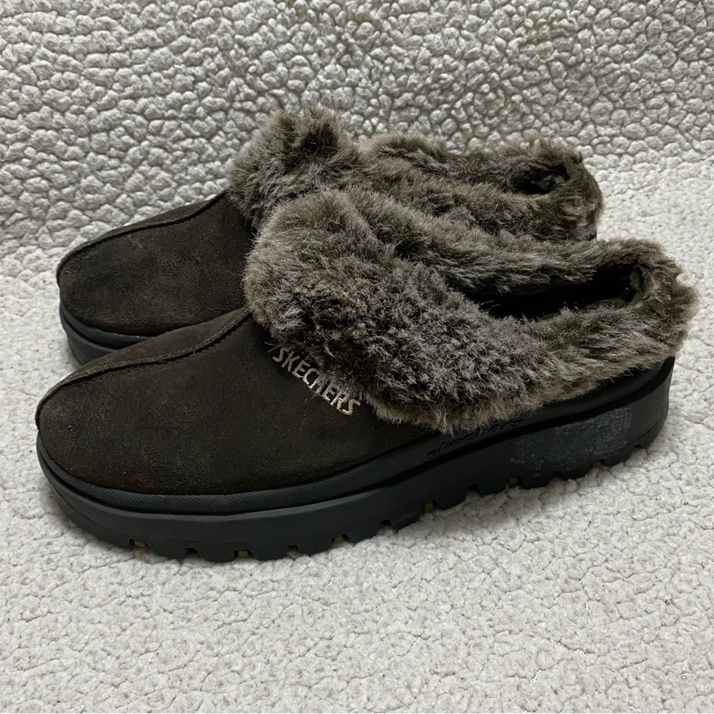 Skechers Women's 9 Shindigs Fortress Brown Suede Platform Chunky Slip On Shoes